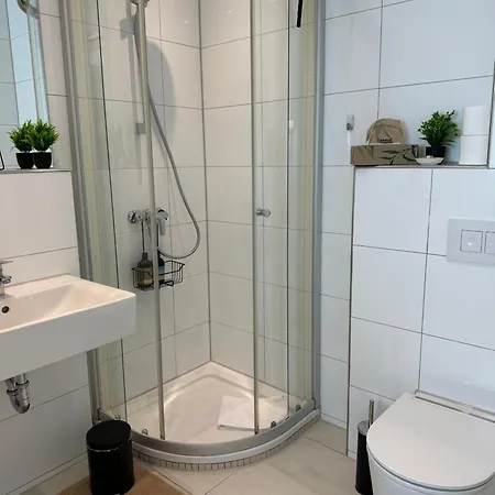 Bella Casa - Family&business, 100m Zum Konzerteingang Schloss, Parkplatz, Smarttv, Netflix, Waschmaschine, 24h Checkin, 30qm, Ap1 *