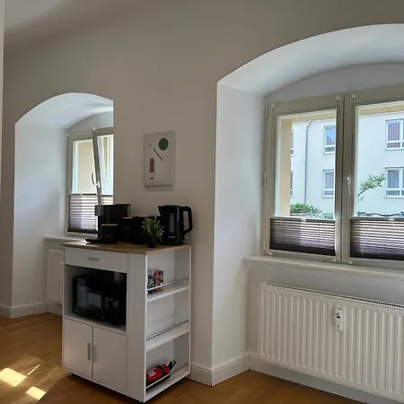アパート Bella - Family&business Ap 1, 100m Zum Konzerteingang Schloss, Parkplatz, Smarttv, Netflix, Waschmaschine, 24h Checkin, 30qm ルートヴィヒスブルク