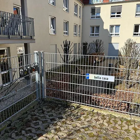 Bella - Family&business Ap 1, 100m Zum Konzerteingang Schloss, Parkplatz, Smarttv, Netflix, Waschmaschine, 24h Checkin, 30qm *